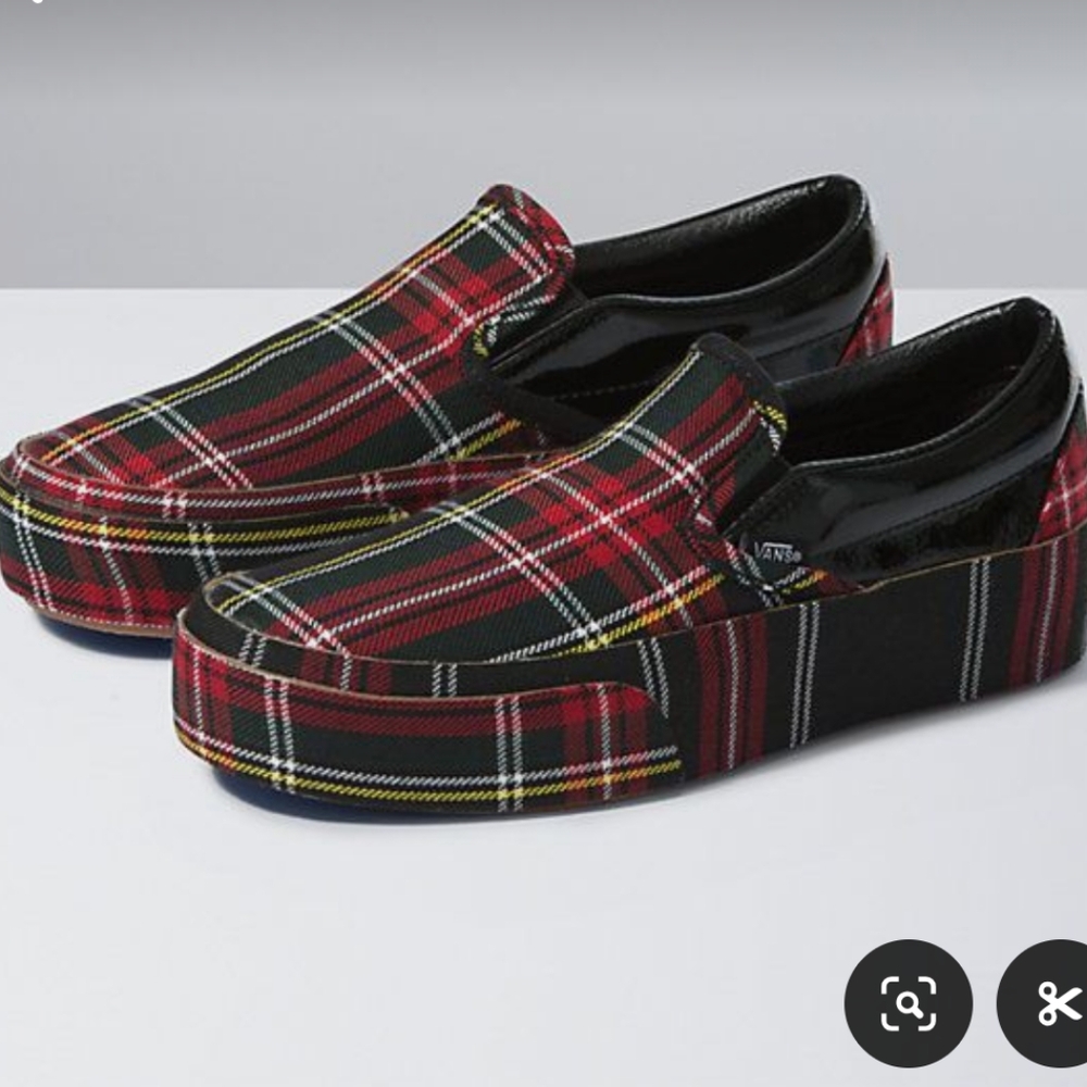 Plaid platform vans